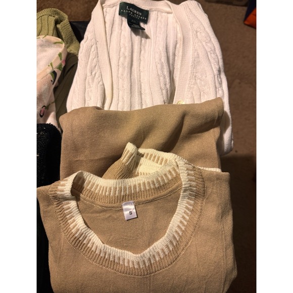 Reseller Bundle Wholesale  Assorted Lot 20 PC Womens Mixed Bulk Apparel - Picture 5 of 12